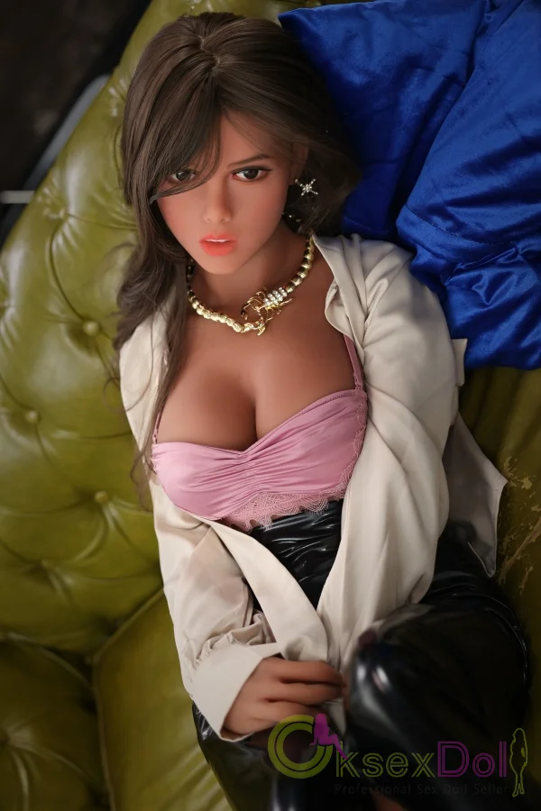 #79 TPE fucking a sex doll