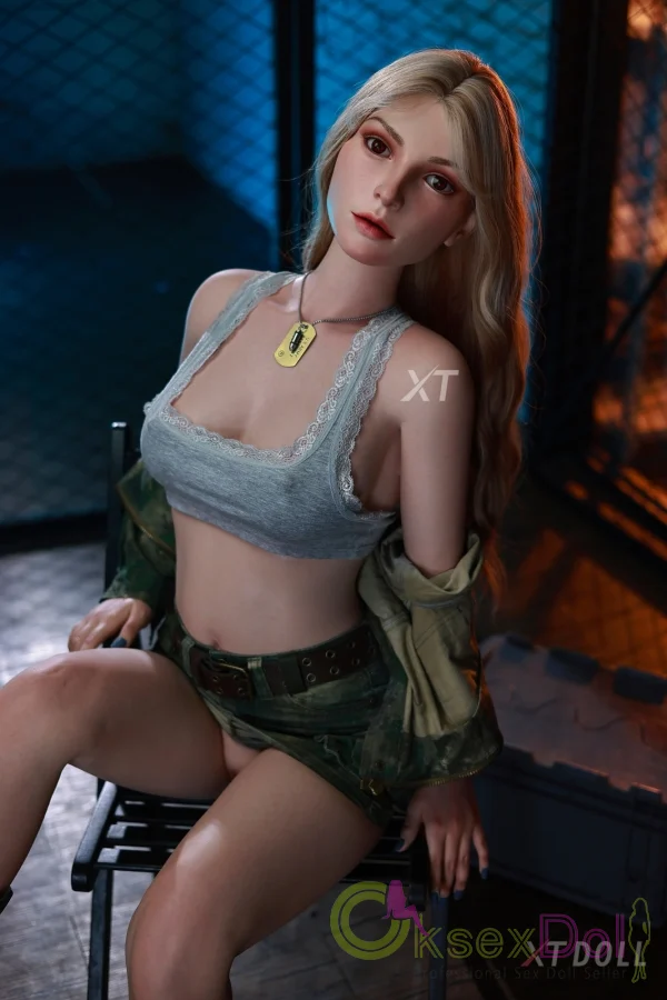 Medium Breast XT Sex Doll